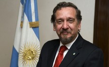 Dr Lino Barañao