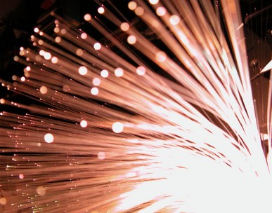 EU funds new fibre optic cable, breaking speed records