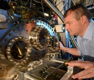 Experts measure electron speed through single atomic layers